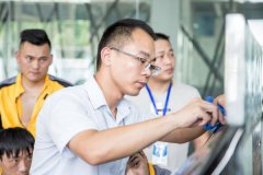 <b>我们的筑梦工匠——丁振林</b>