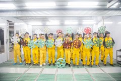 <b>初中毕业嫌薪水低？学了这个不存在的</b>